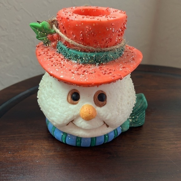 Unbranded: Snowmen tapered candle holders- lot of 2- includes 2 green candles - Picture 2 of 14